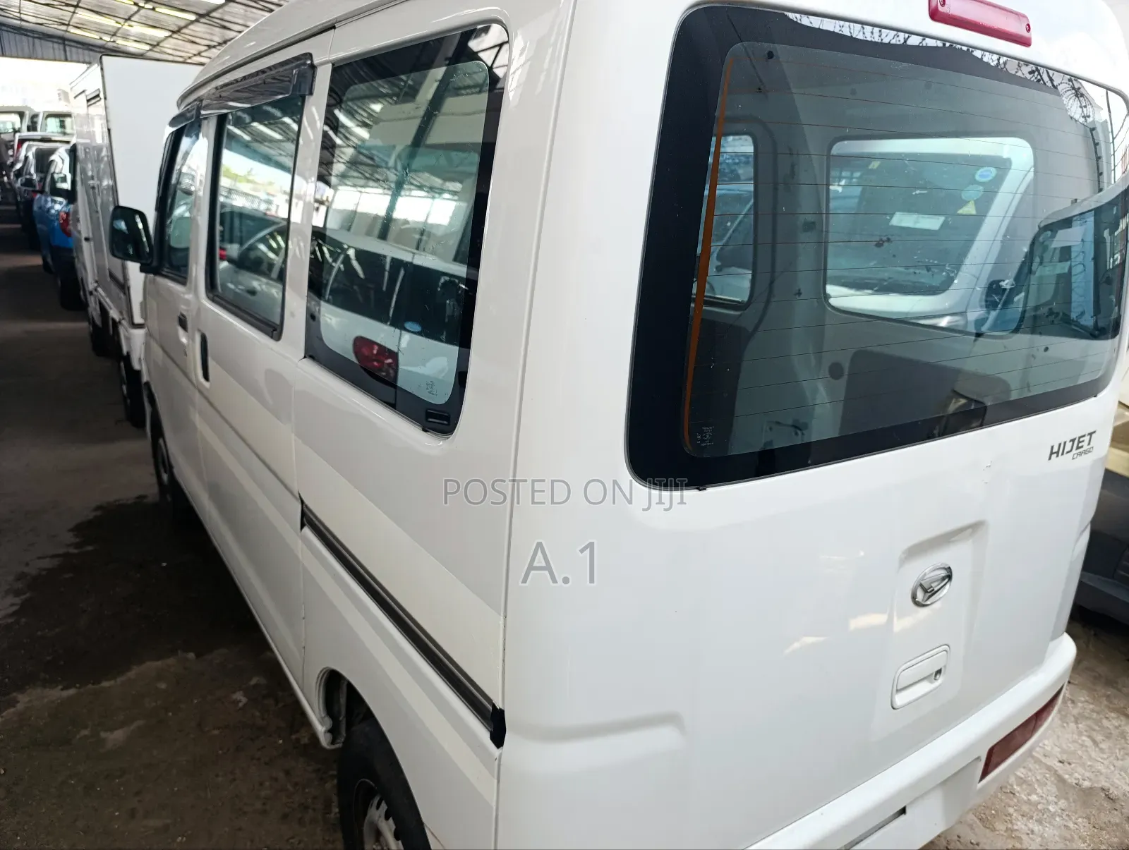 Daihatsu Hijet 2018 White