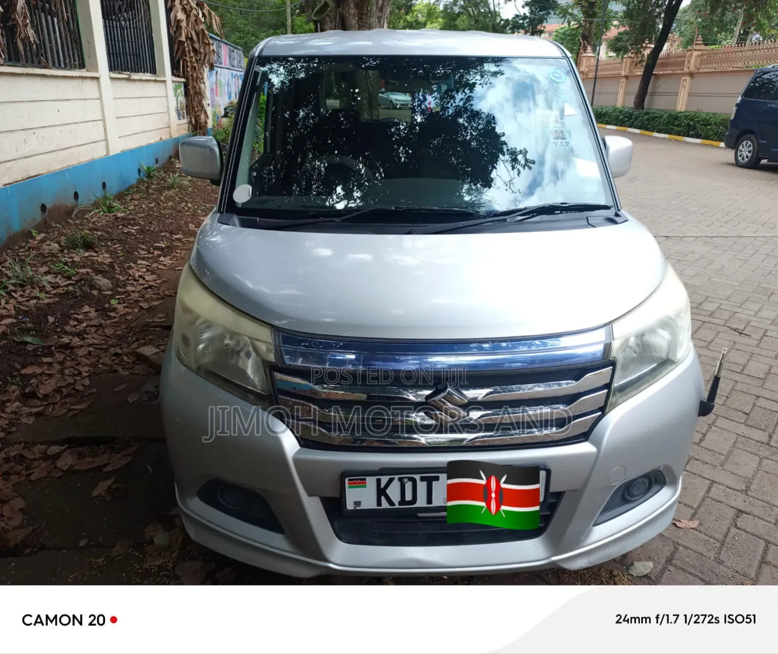 Suzuki Solio 2018 Silver