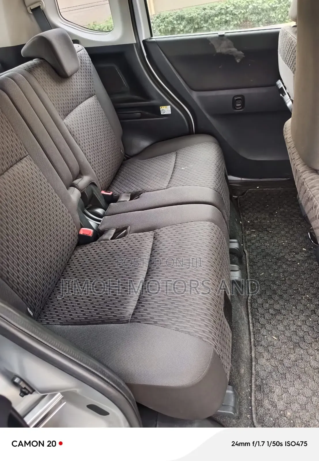 Suzuki Solio 2018 Silver