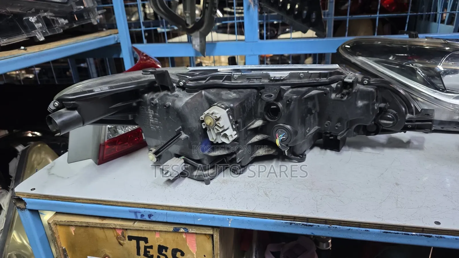 Toyota Fielder 165 Xenon Headlight