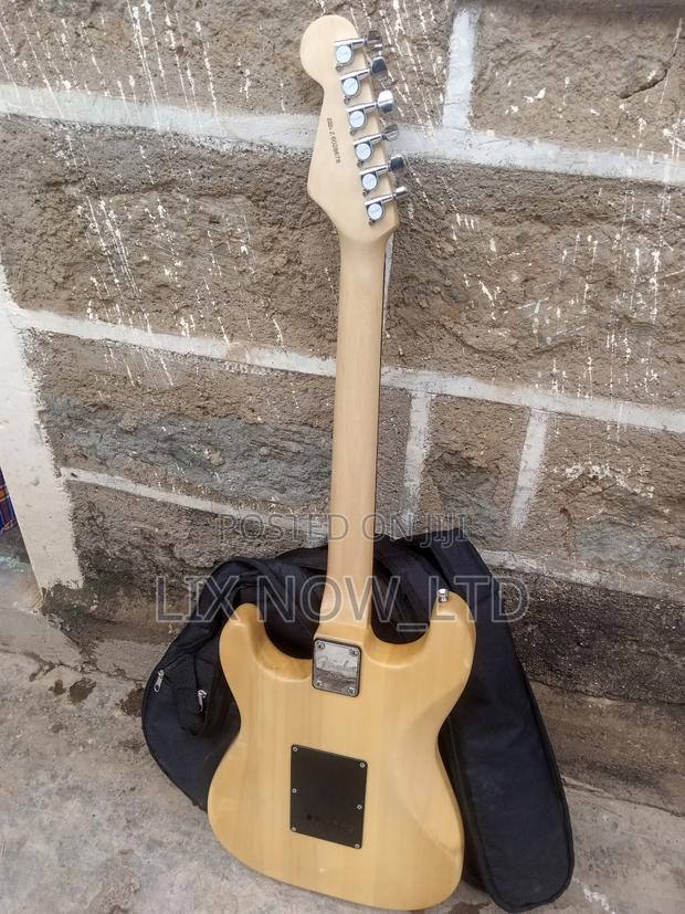 Solo Guitar and the Bag - thumbnail 3