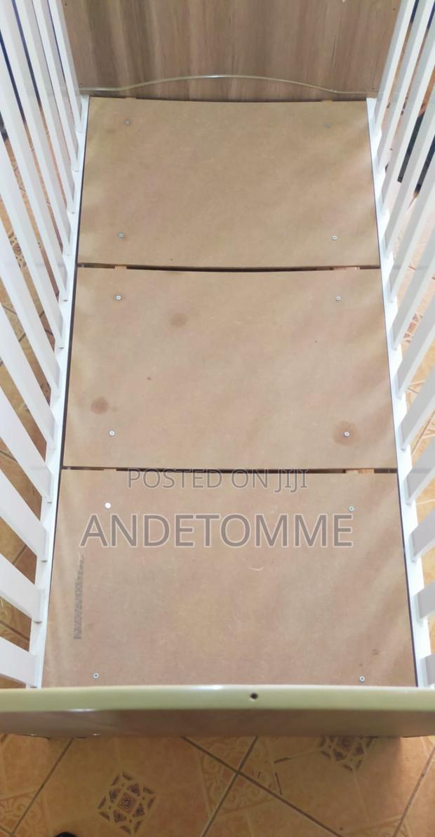 Baby Crib/Cot - thumbnail 3