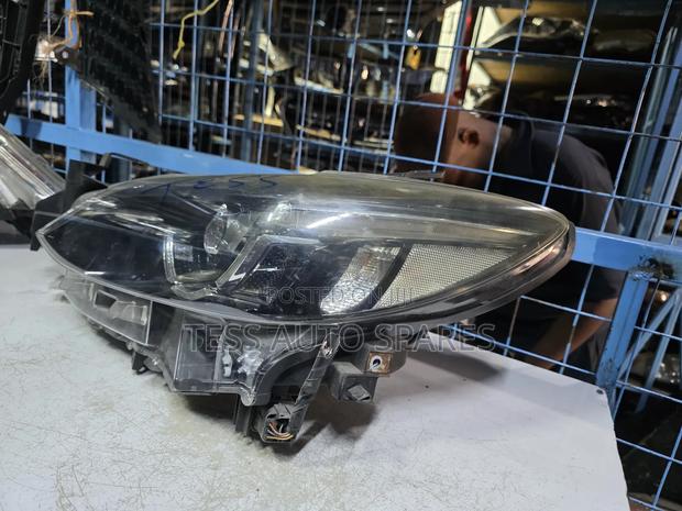 Mazda Atenza 2018 Headlight