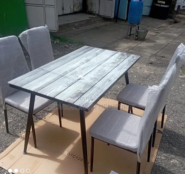 Furnitures Dinning Set