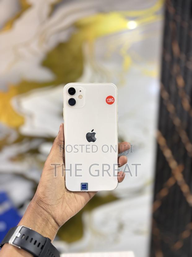 Apple iPhone 11 128 GB White - thumbnail 4