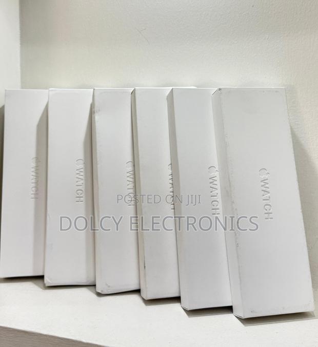 Apple Watch Series 11 42mm - main view