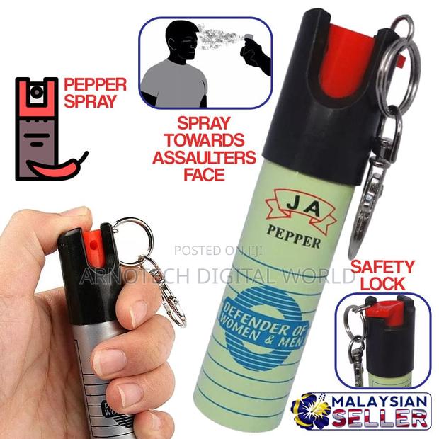 Self Defense Keychain Spray With Quick Release Finger Grip - thumbnail 2