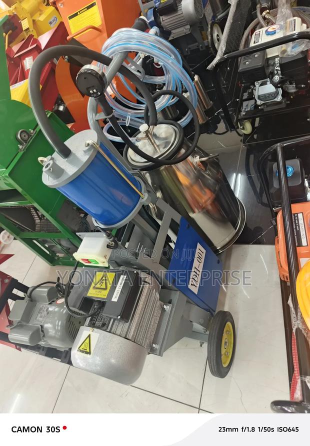 Single Cow Milking Machine - main view