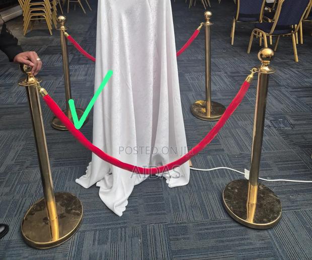 Premium Gold Stanchion Red Velvet Rope - Vip Crowd Control Barrier - thumbnail 2