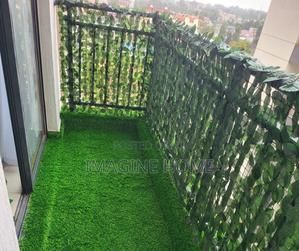 Best Artificial Green Fences for Home and Business