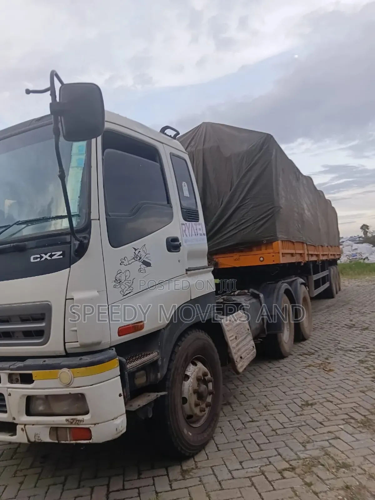 Trailers for Goods Delivery and Logistics Are Accessible