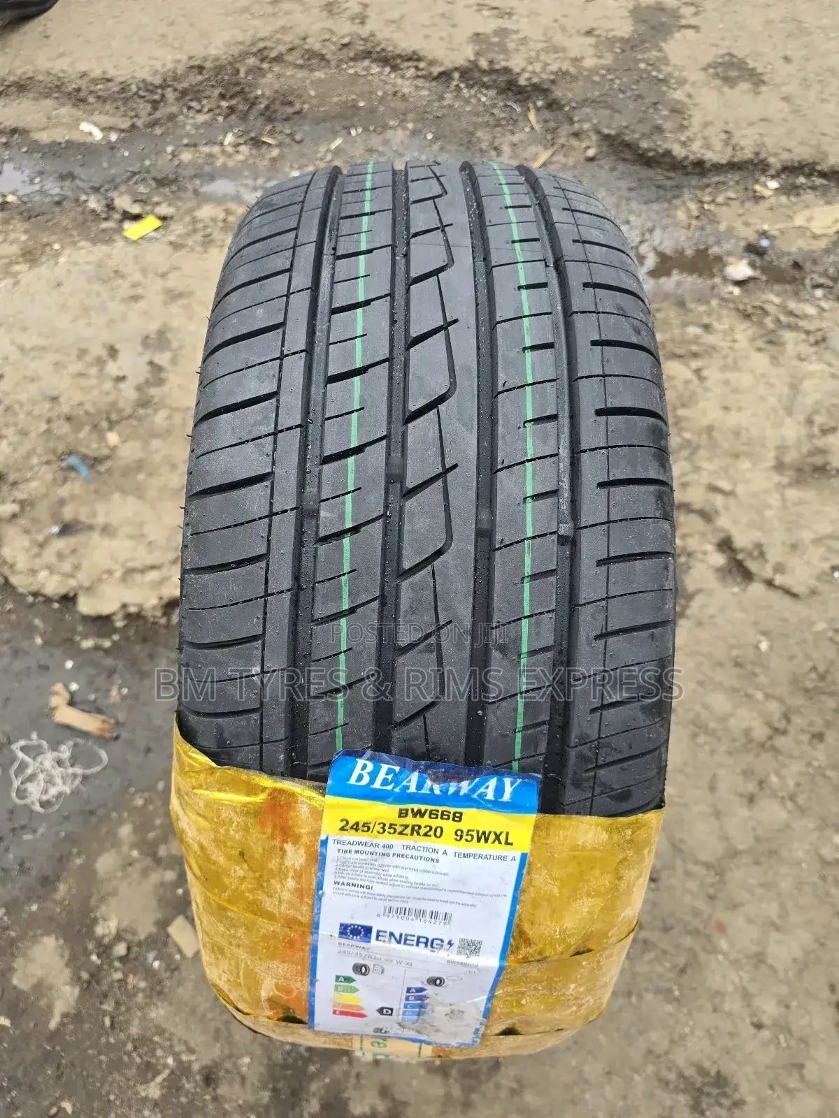 245 /35 R20 Bearway