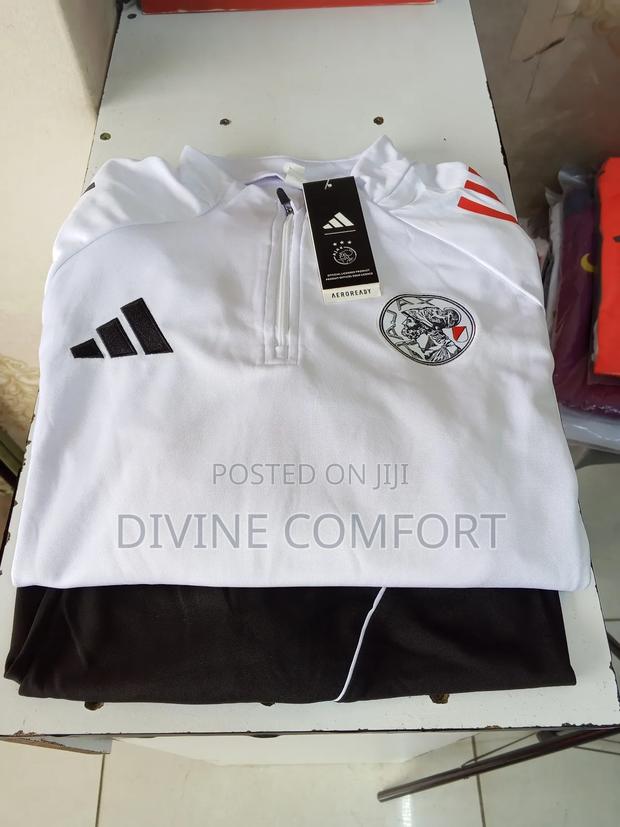 Team Tracksuits - thumbnail 2