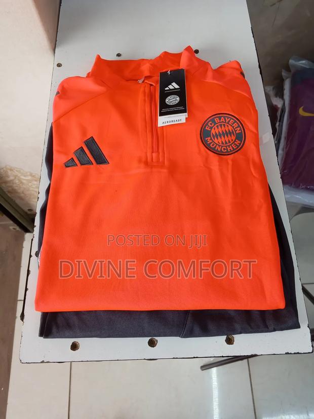 Team Tracksuits - thumbnail 5