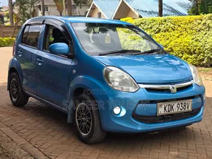 Toyota Passo 2015 Blue