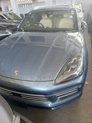 Porsche Cayenne 2019 Blue