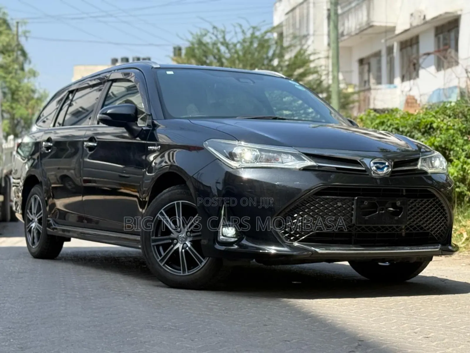 Toyota Corolla Fielder 2018 Black