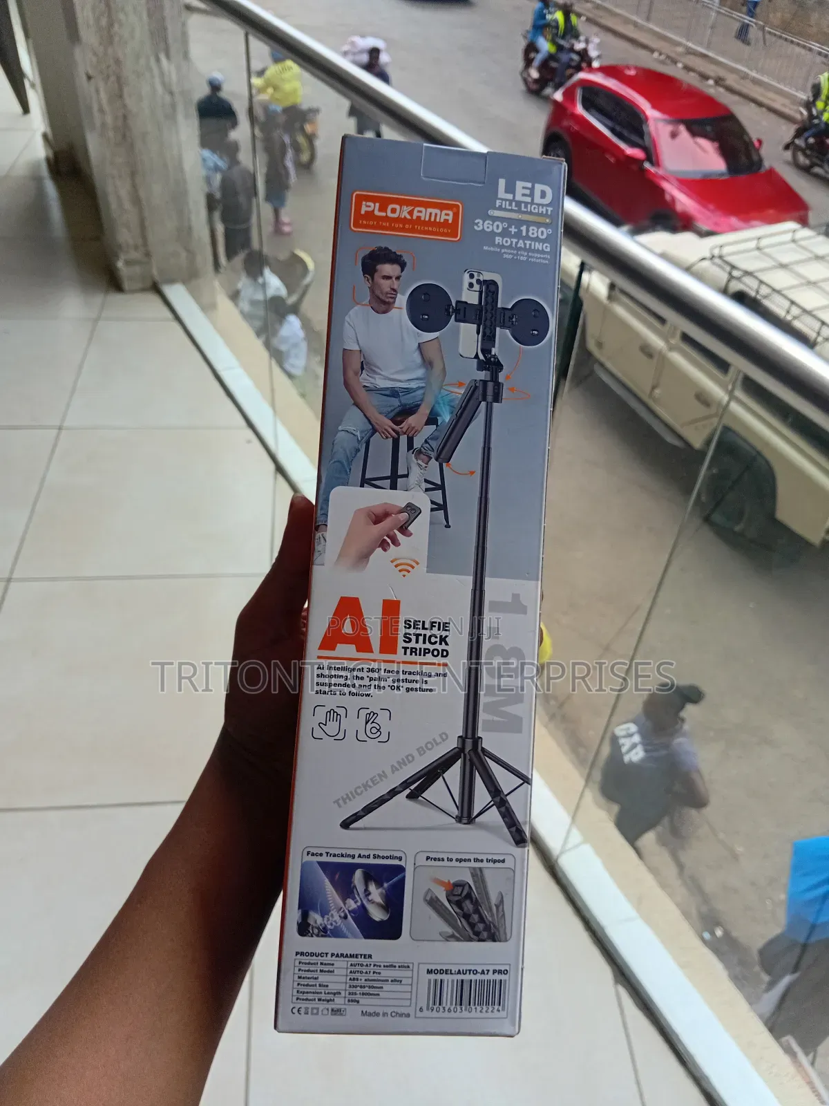 Ai Intelligent 3600 Face Tracking Selfie Stick/Tripod 1.8meters