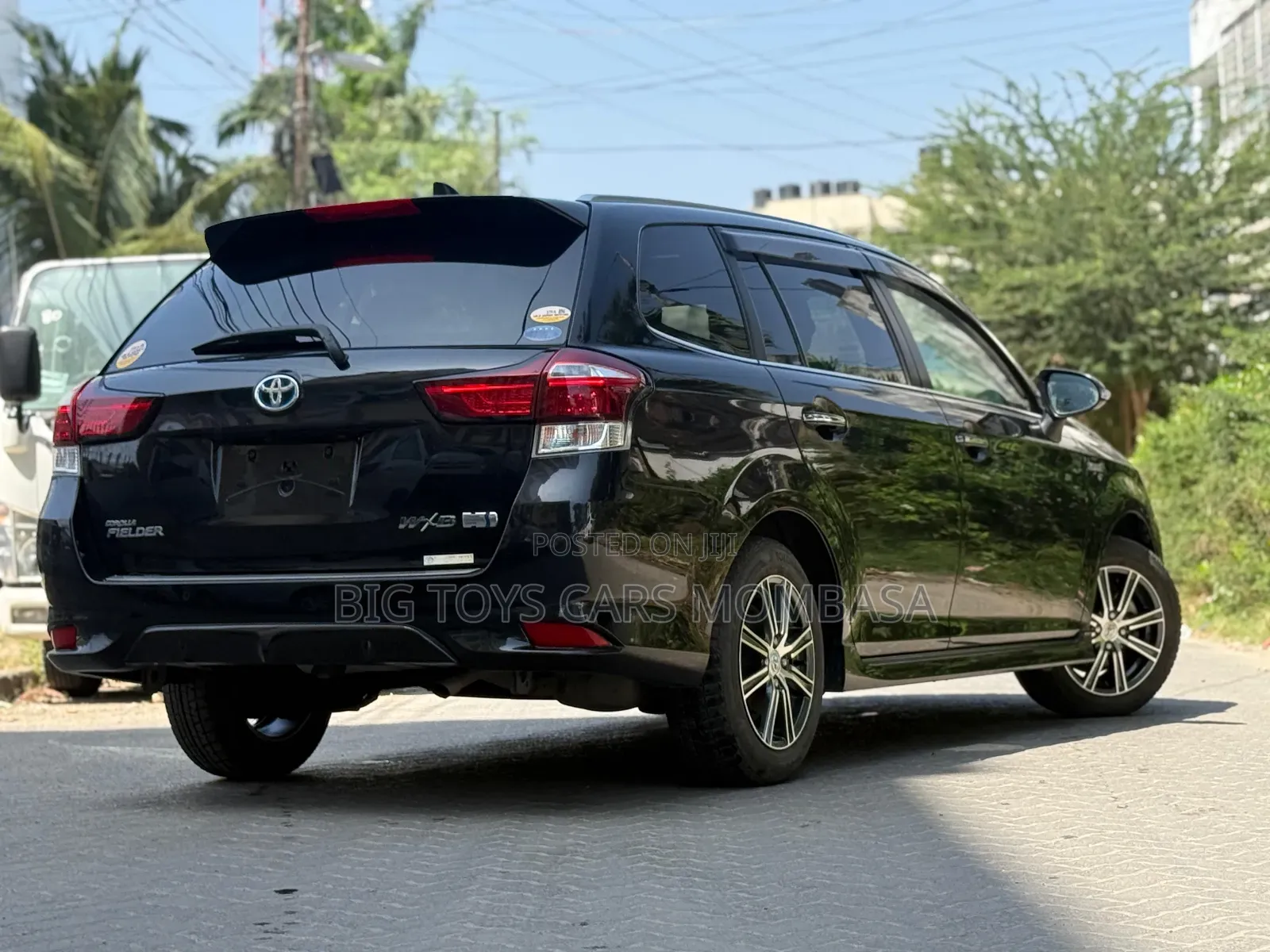 Toyota Corolla Fielder 2018 Black