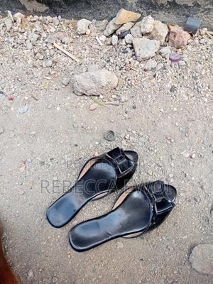 Quality Open Shoes for Sell - thumbnail 2