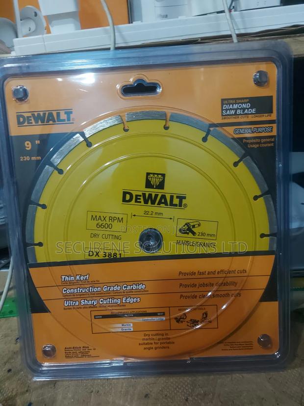 Dewalt 9" (230 Mm) Diamond Saw Blade For Cutting Marble/Granite. - main view