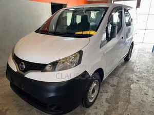Nissan NV200 2018 White