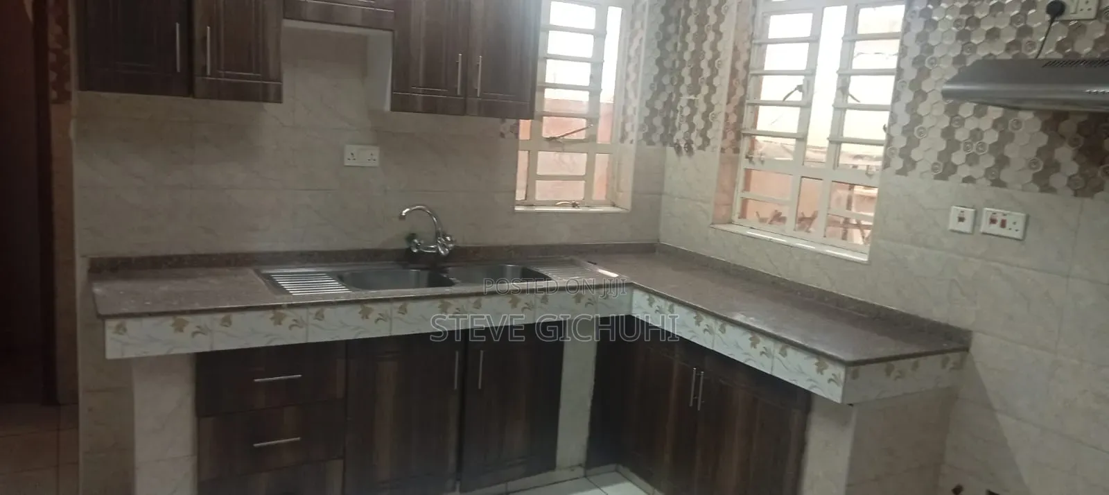 4bdrm Maisonette in Ruiru, Corner., Embakasi for sale