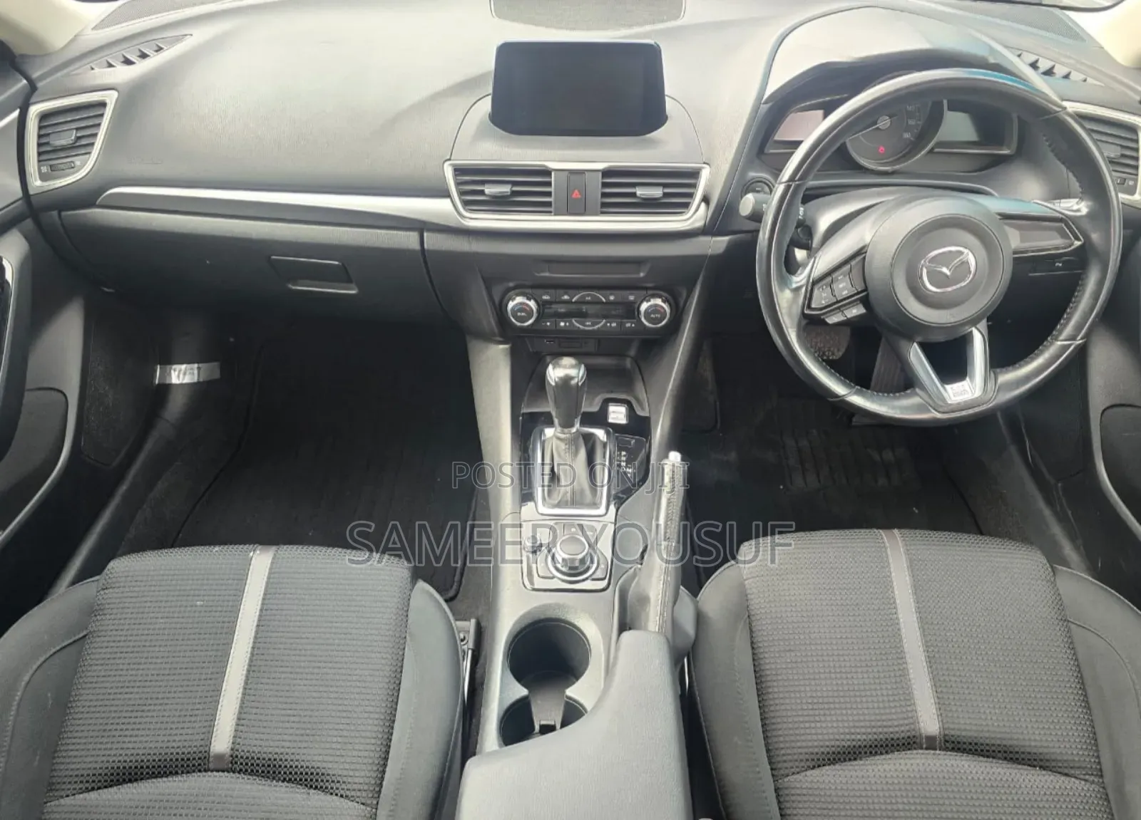 Mazda Axela 2018 Silver