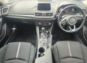 Mazda Axela 2018 Silver