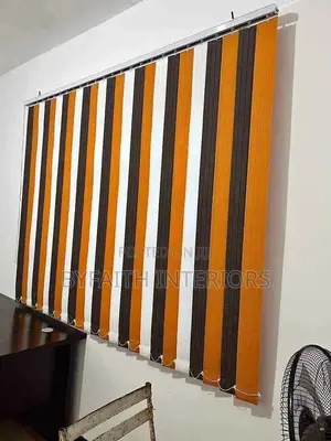 Striking Neat Office Blinds