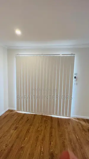 Striking Neat Office Blinds