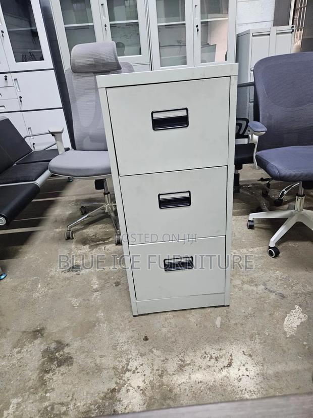 Quality 3 Drawer Cabinet