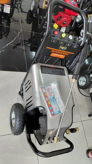 Heavy Duty Hisaki Japan 3450psi Electric Carwash Machine.