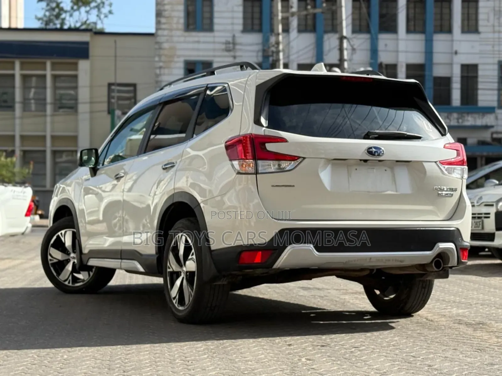 Subaru Forester 2018 White