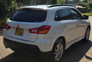 Mitsubishi RVR 2.0 2012 White