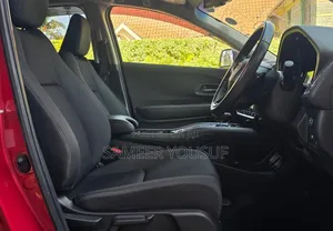 Honda Vezel 2018 Red