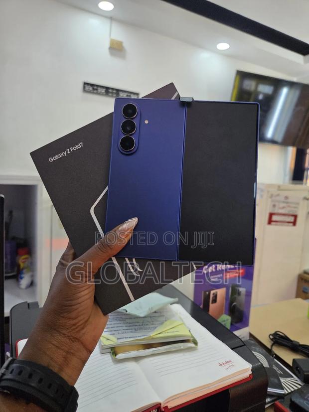 New Samsung Galaxy Z Fold7 512 GB Blue