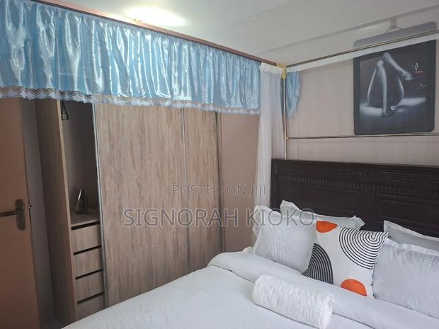 Luxurious Airbnb - thumbnail 4