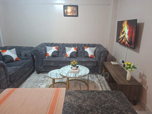 Luxurious Airbnb - thumbnail 5