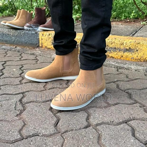 Suede Chelse Boots - thumbnail 2