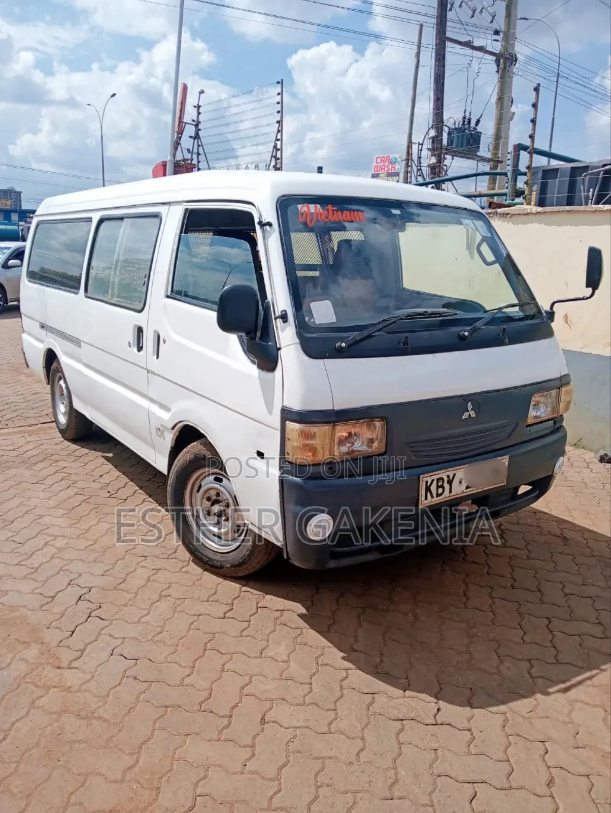 Mitsubishi Delica 2006 White