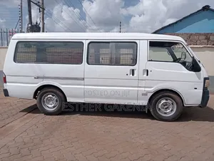 Mitsubishi Delica 2006 White