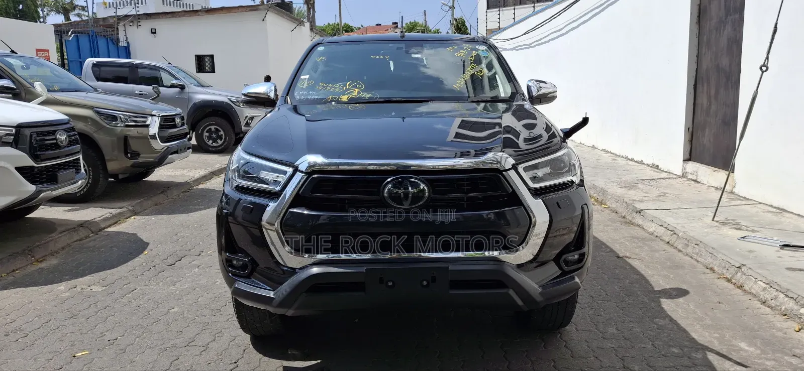 Toyota Hilux 2020 Black