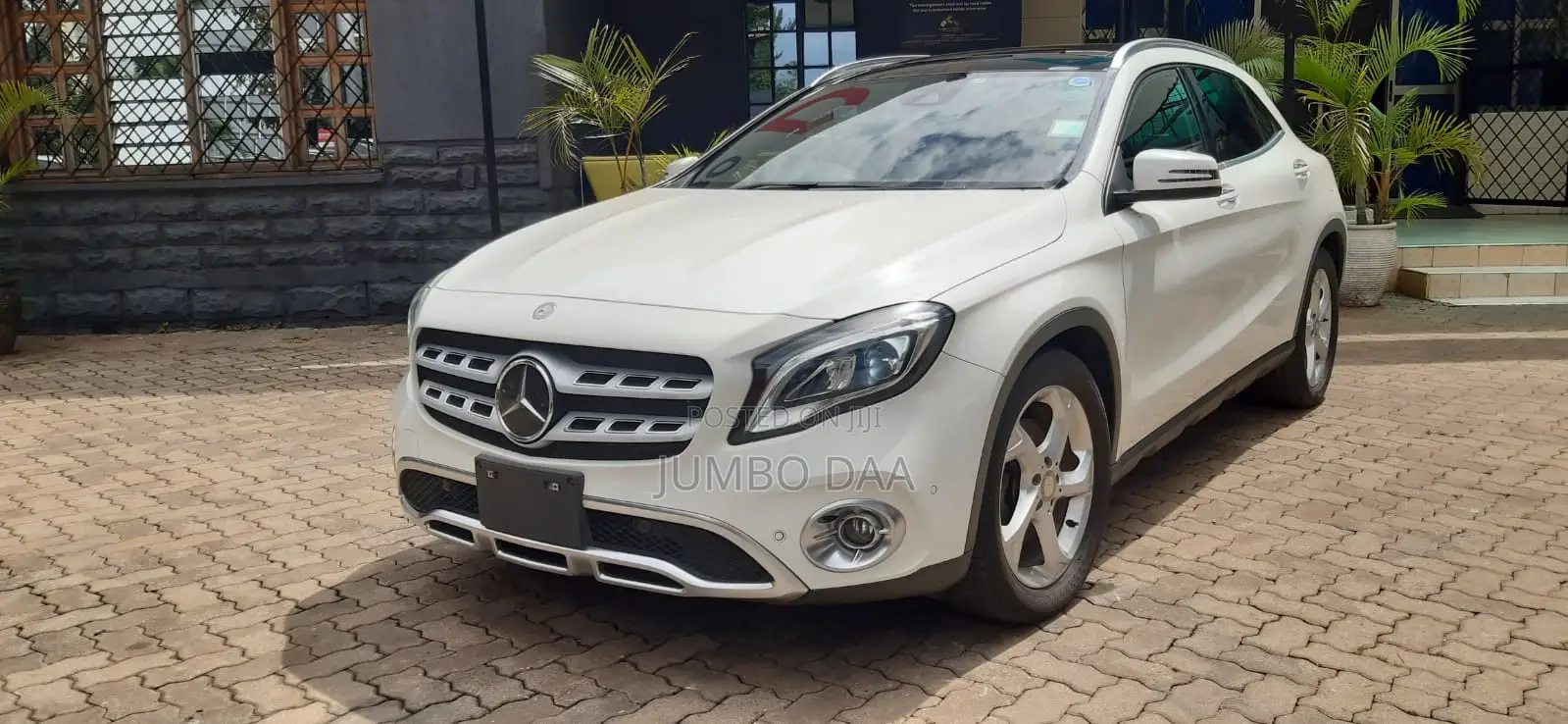 Mercedes-Benz GLA-Class 2017 White