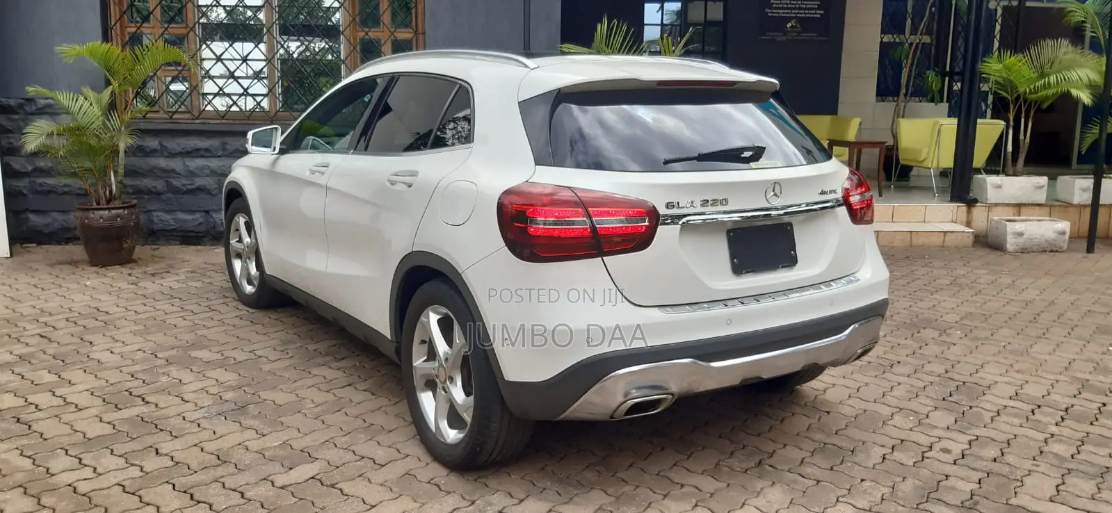 Mercedes-Benz GLA-Class 2017 White