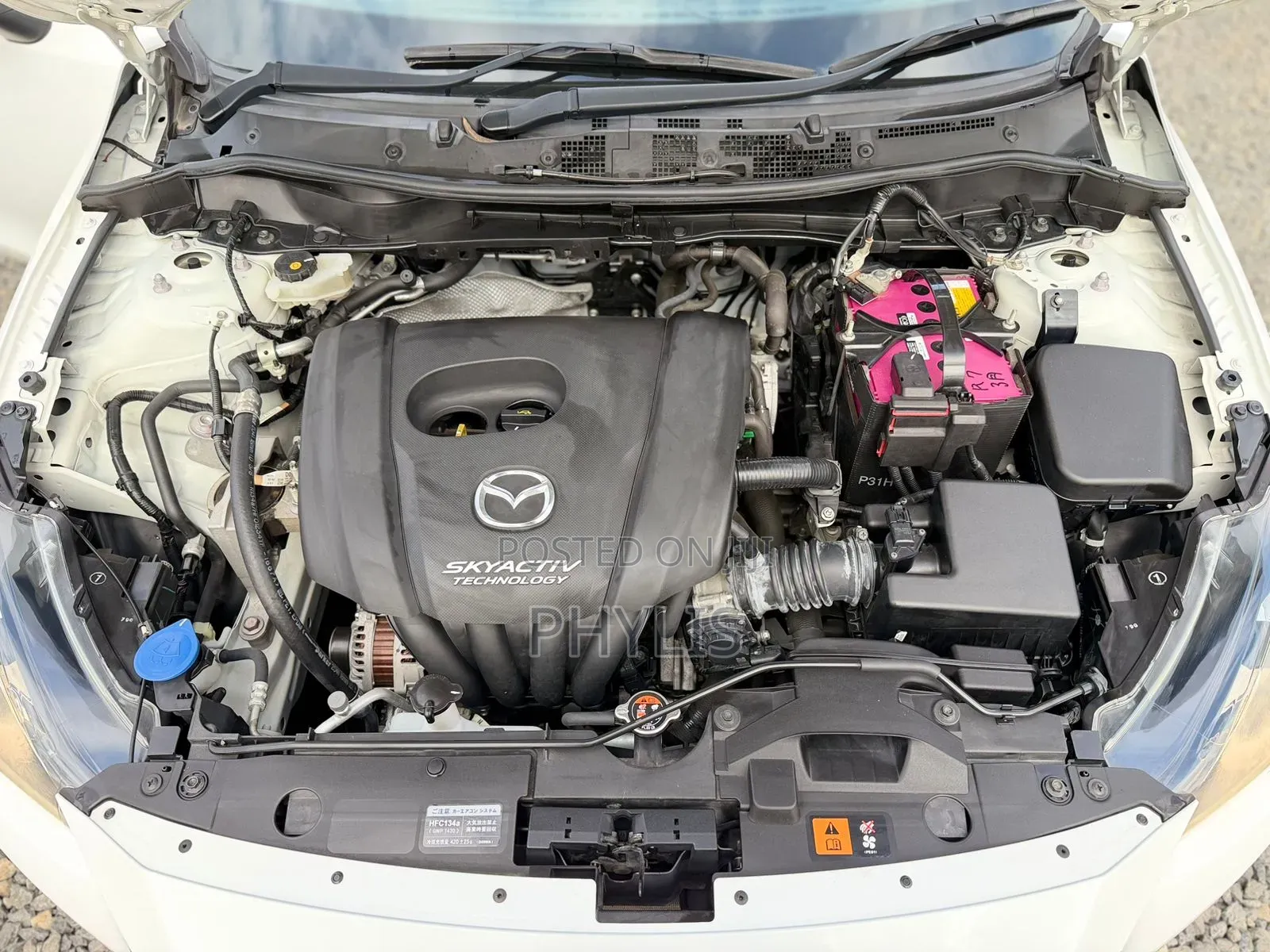 Mazda Demio 2018 White
