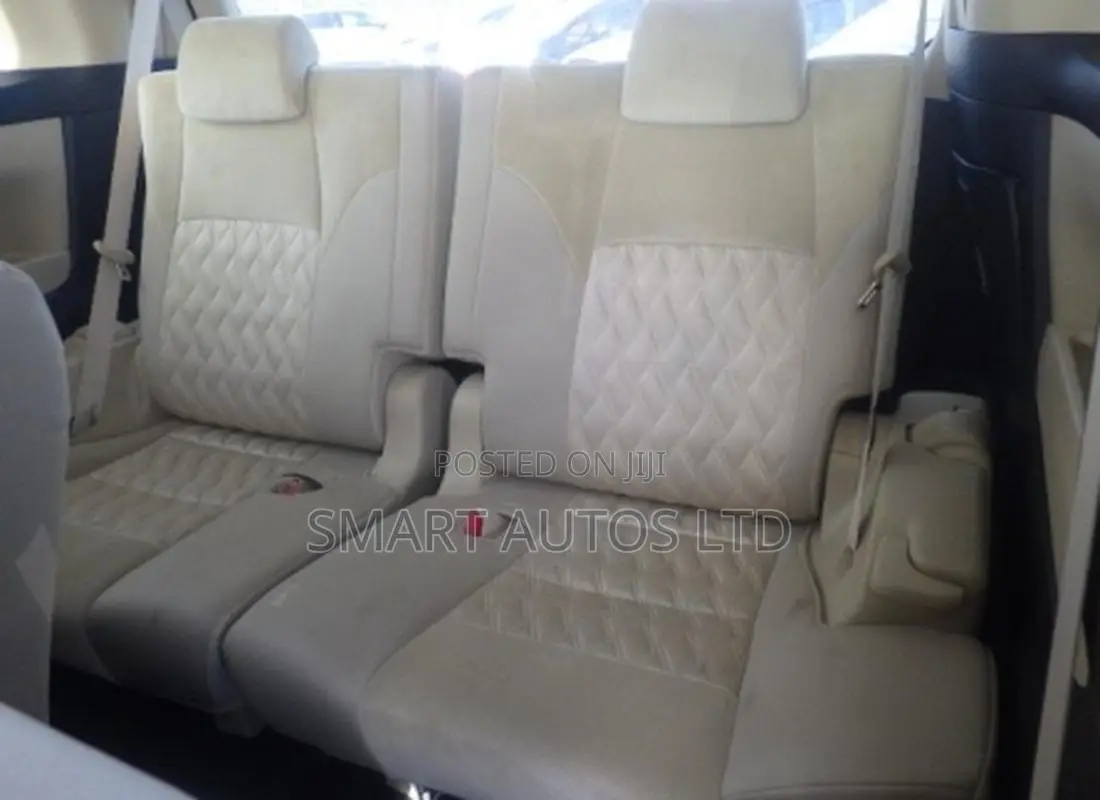 Toyota Vellfire 2018