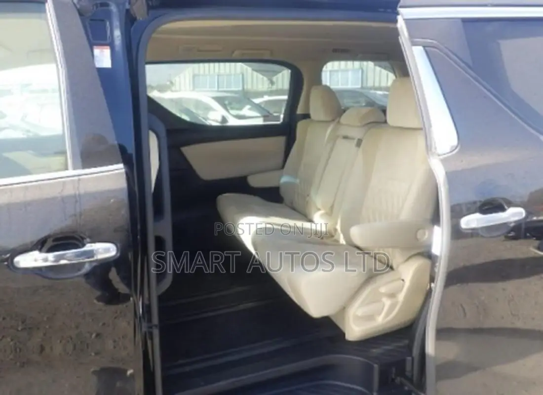 Toyota Vellfire 2018