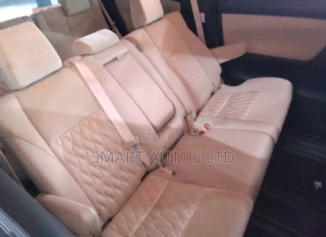 Toyota Vellfire 2018