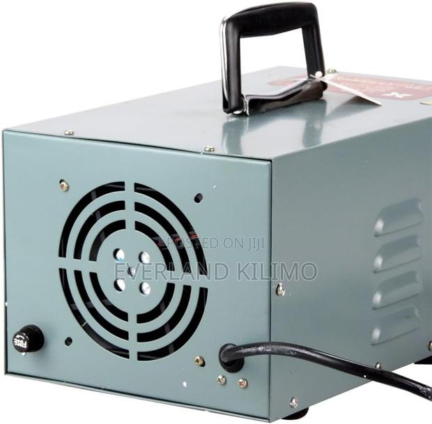 Automatic Poultry Beak Trimming Machine